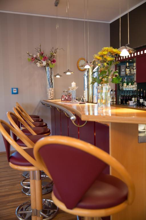 Hotel Kristall Weisswasser Esterno foto