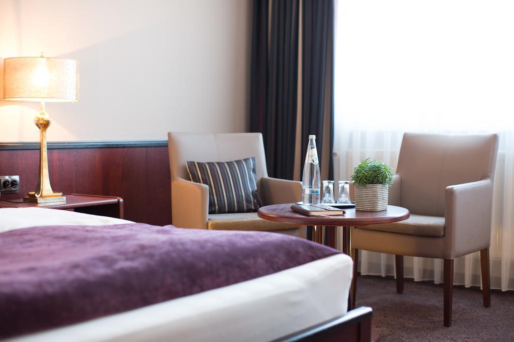 Hotel Kristall Weisswasser Esterno foto