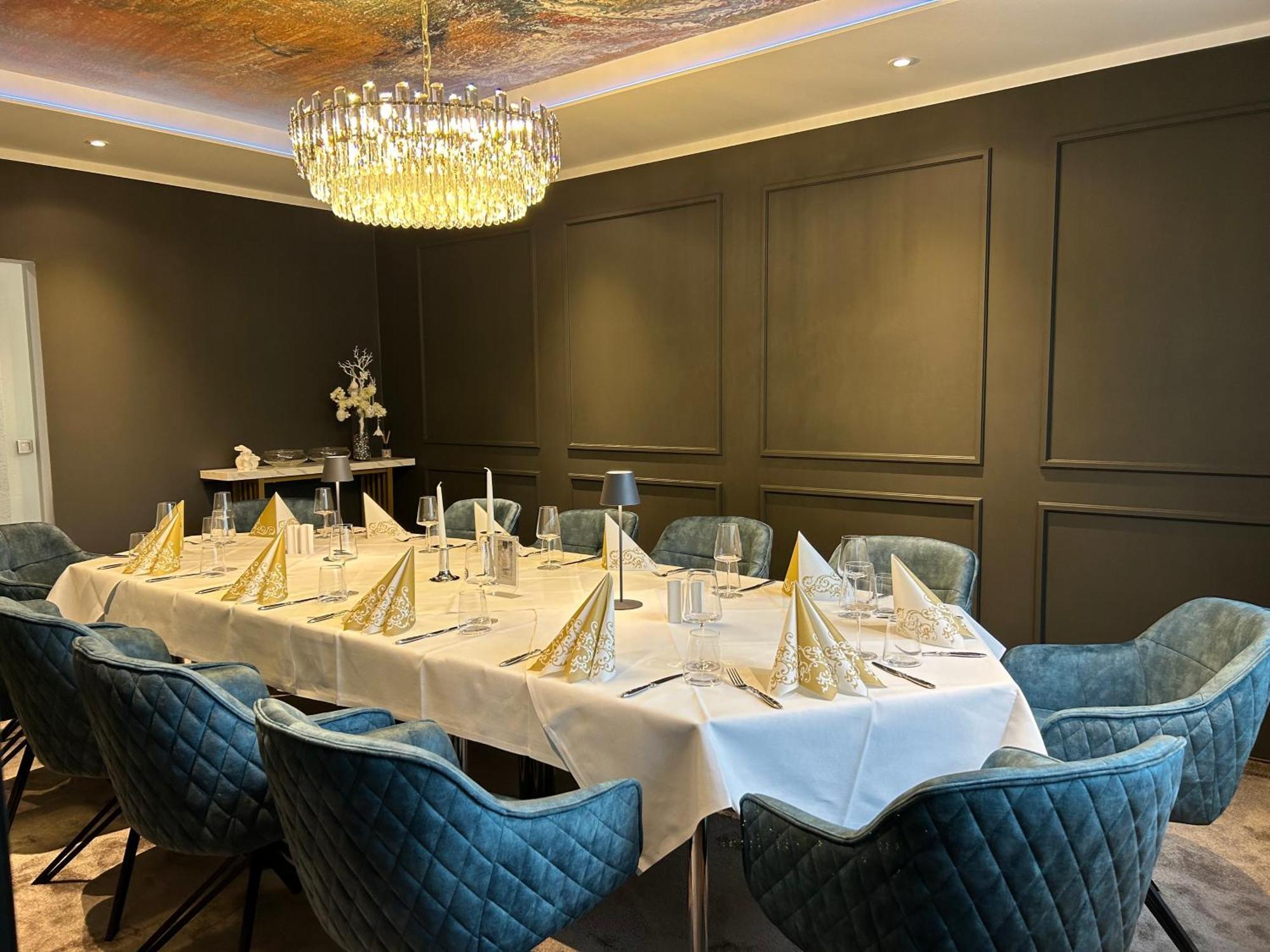 Hotel Kristall Weisswasser Esterno foto